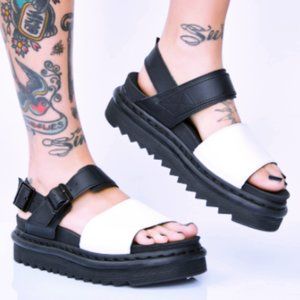 Dr Martens Voss Sandal Black/White UK 40/US 9